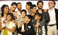 Slumdog-Millionaire-Cast.jpg