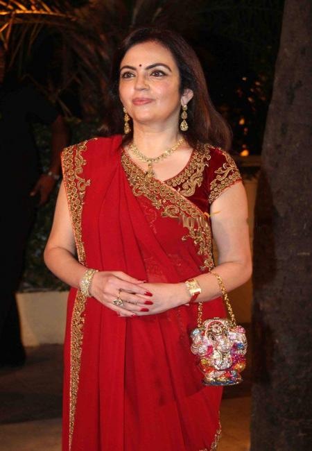 nita-ambani-in-red-hot-sari-blouse-2012-collection
