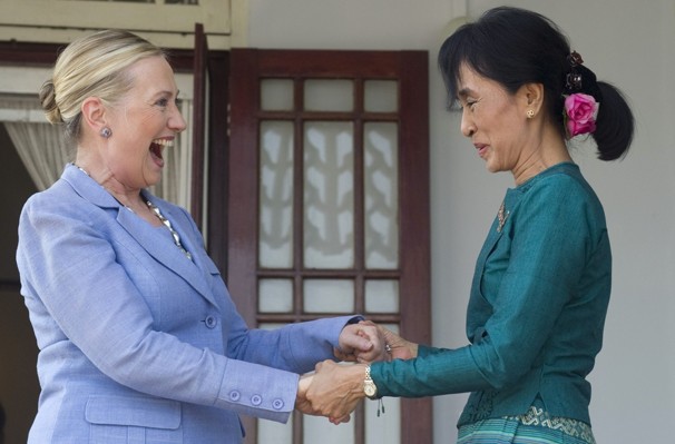 Hillary-Clinton-meetc.jpg